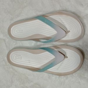 Crocs thong strap sandals casual summer time shoes women's sz 10